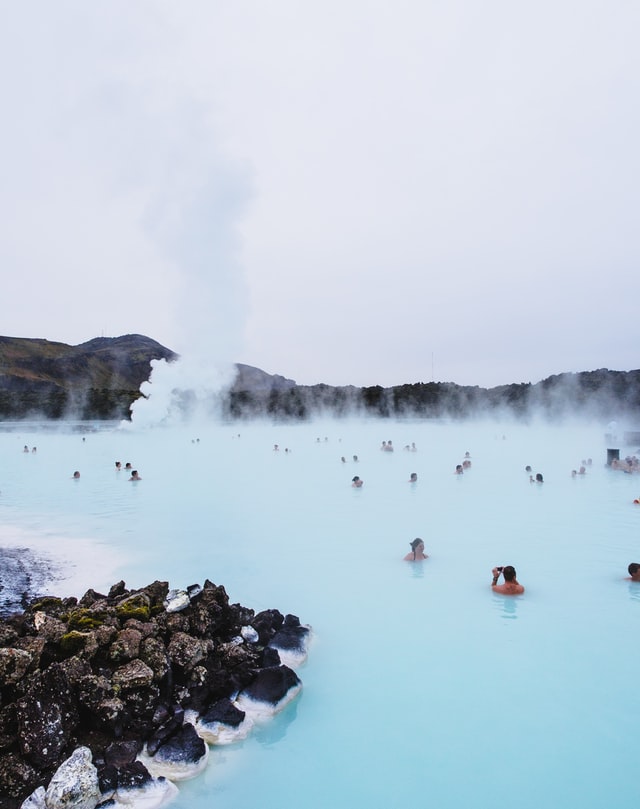 bucket list ideas - beautiful places to visit before you die - Iceland